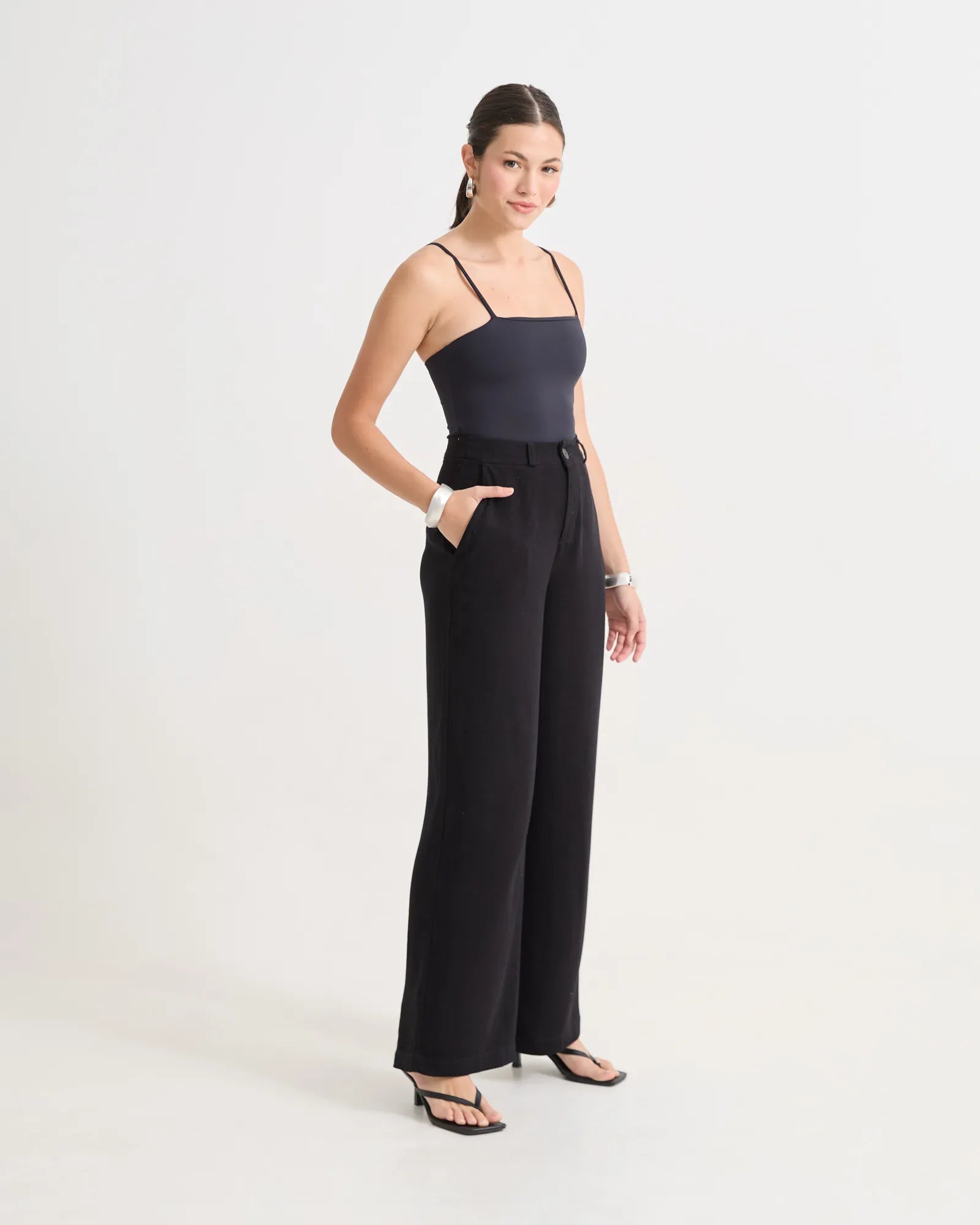 Calça Pantalona De Linho