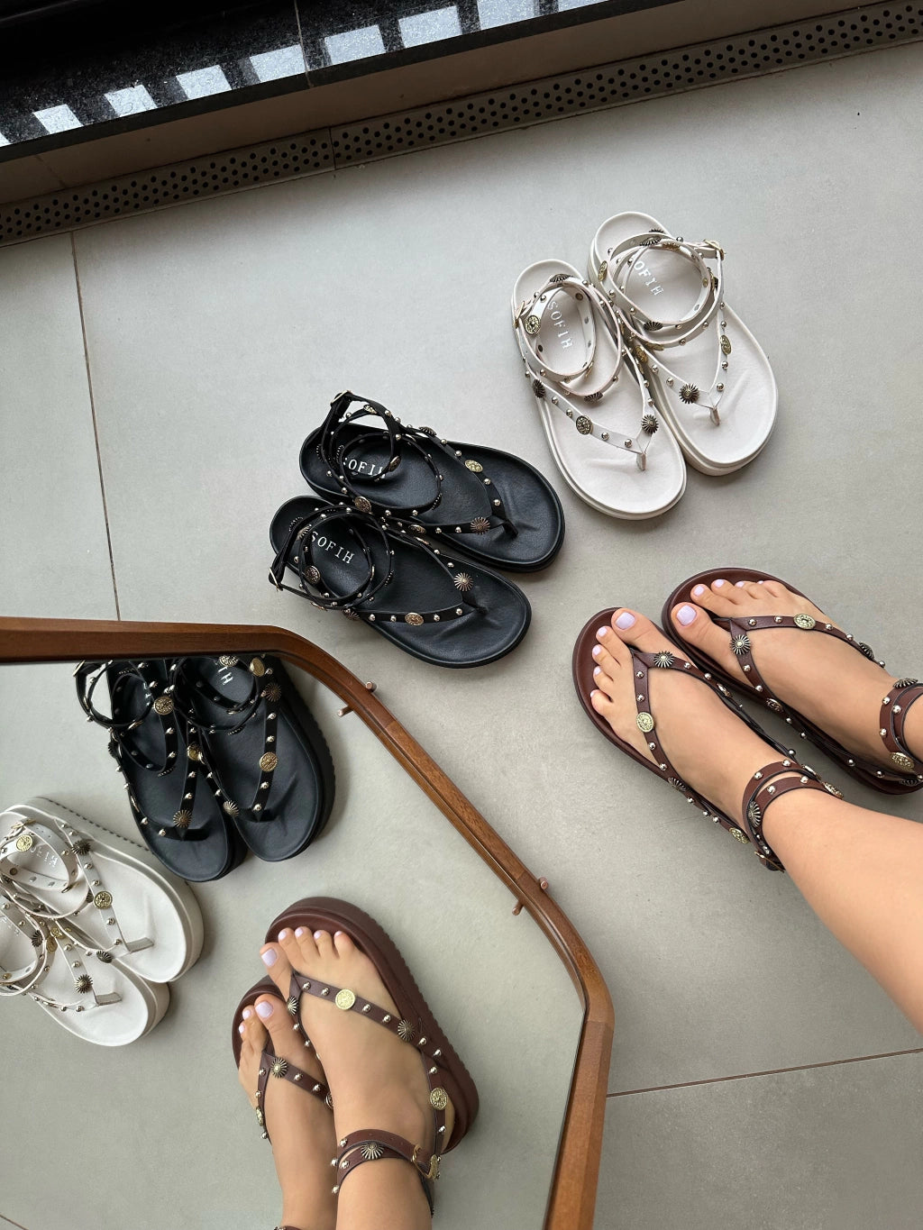 Flat Misty marrom terra