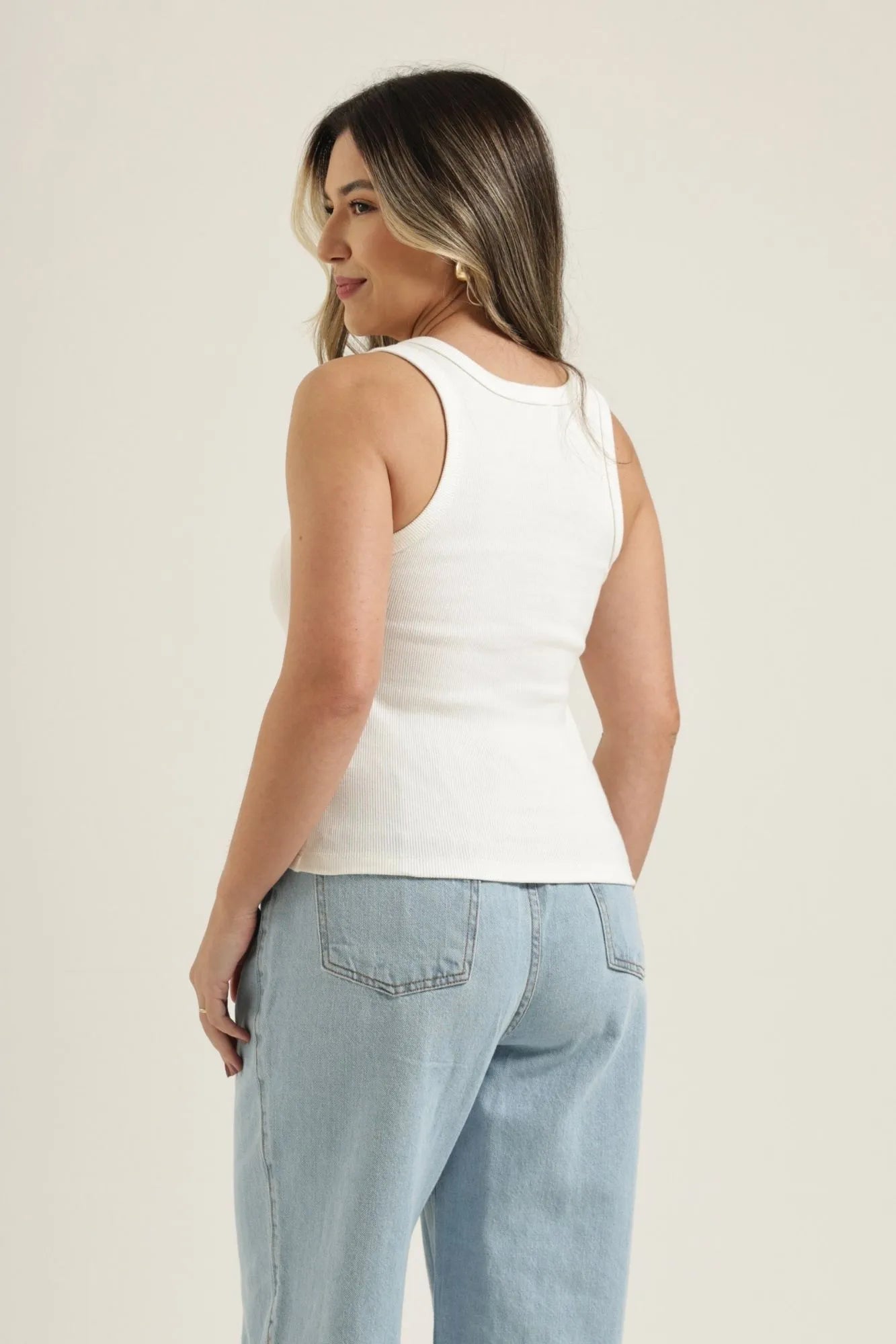 Kit 4 Camisetas Basic