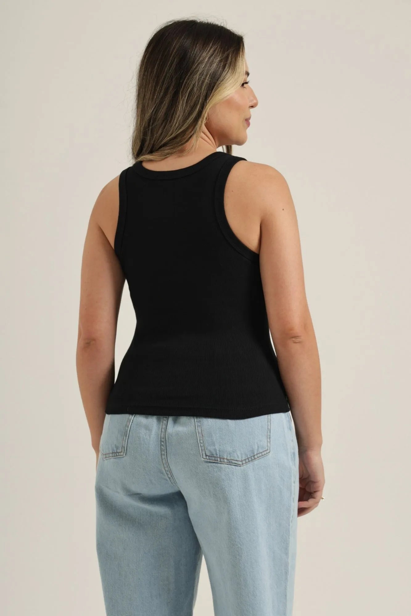 Kit 4 Camisetas Basic